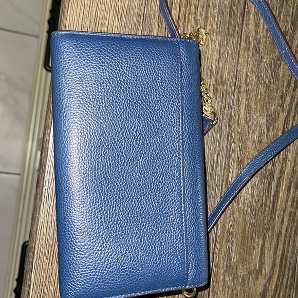 Michael Kors Crossbody - Picture 2 of 4